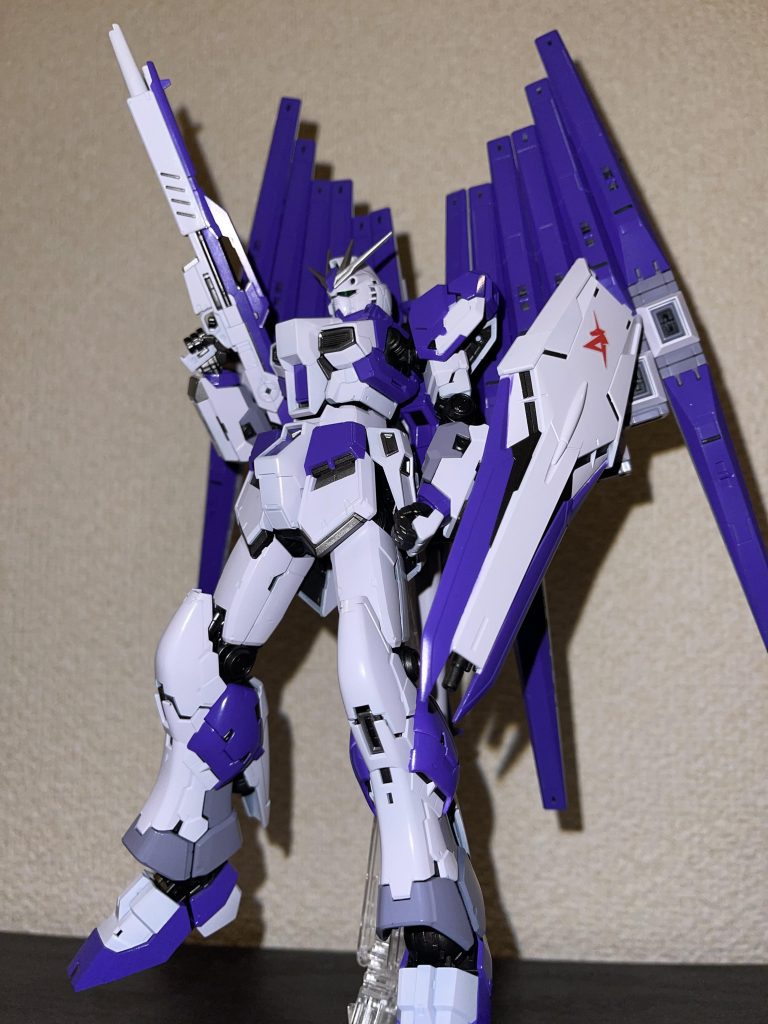 次いでDFF装備！フィンファンネルの数が通常の2倍なので、塗装が大変でした。