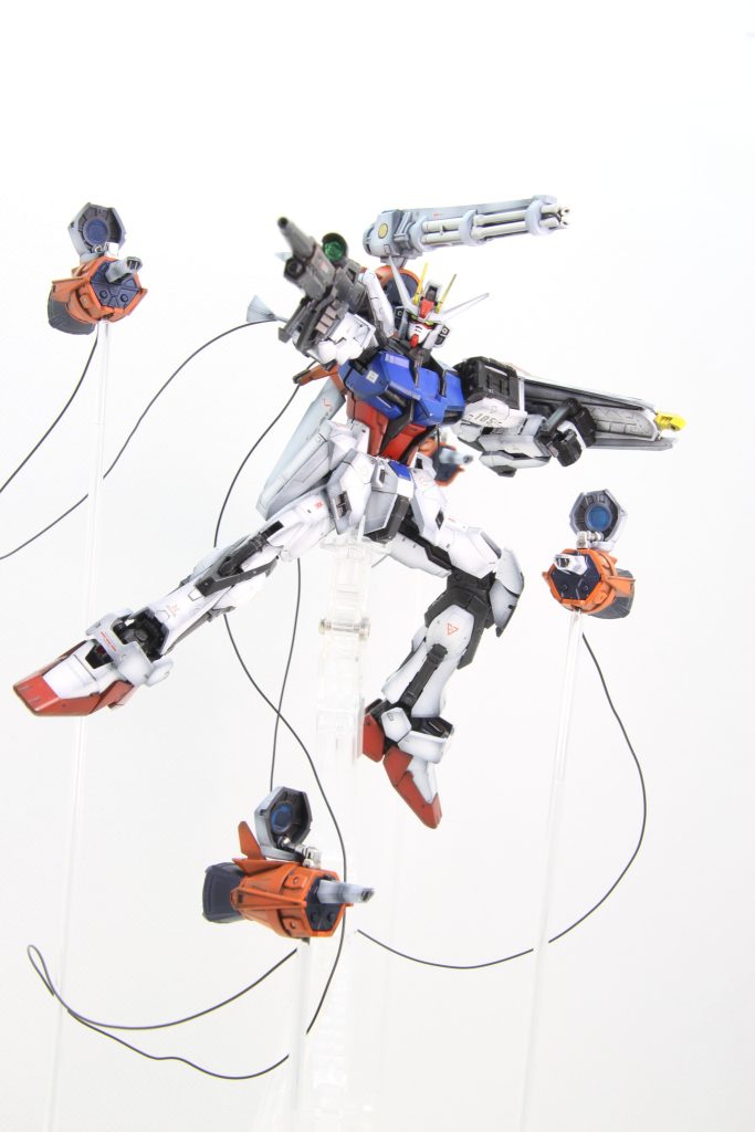 展開状態、プラパイプで支柱を作りリード線を繋げました