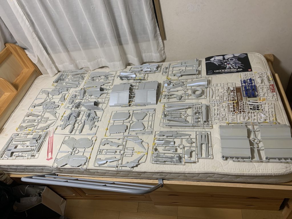 白だけでベットが埋まる 