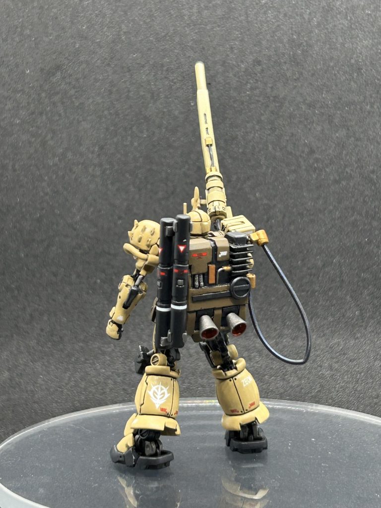 後ろ姿が良いんですよ、こやつ。