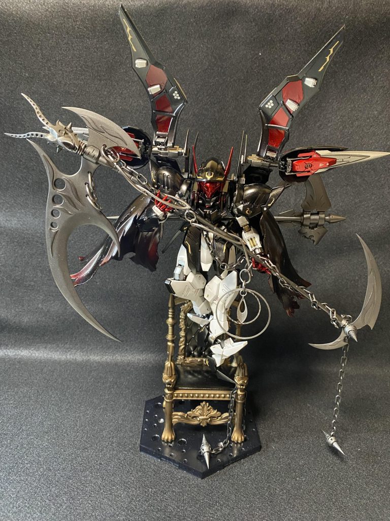 ✨正面から１枚✨アクティブクローク・マントを広げ、大鎌を抱えながら玉座に降臨する姿です😊 大鎌が…重くて…重くて…    各関節をふっくら加工してやならいと、まともに持てないです😂 全体的にGUNSTA投稿モデラーさんの作品をたくさん参考にさせていただきました〜(*Ü*)ﻌﻌﻌ♥