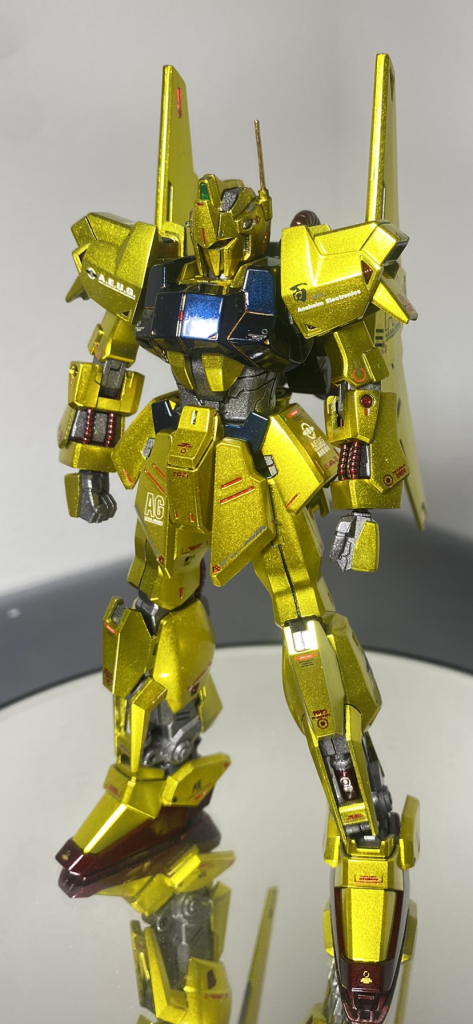 いつもは3ヶ月位かけてじっくりやるんですが、もっと簡単に楽しんで作りたいと思い、元々の完成度の高いリバイブ百式にしました。このキットのおかげで、次の作品へのモチベーションを取り戻す事が出来ました。ありがとう百式。素晴らしいキットでした^_^