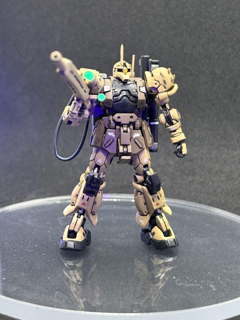 モノアイとライフルのスコープなどはビコーンします。