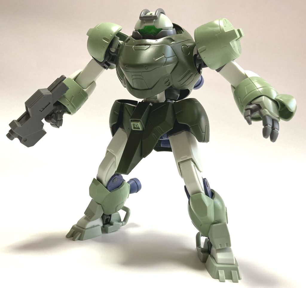 その入手性もあり、不名誉ながら非合法の組織にも運用される。