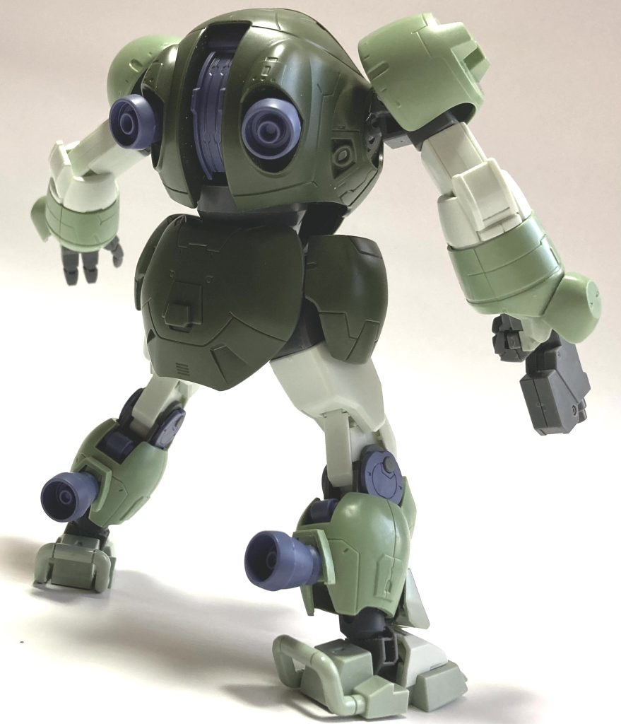 デミロディはシンプルに装甲と推力を強化した機体で、デブリ帯において海賊行為をする組織に好まれる。