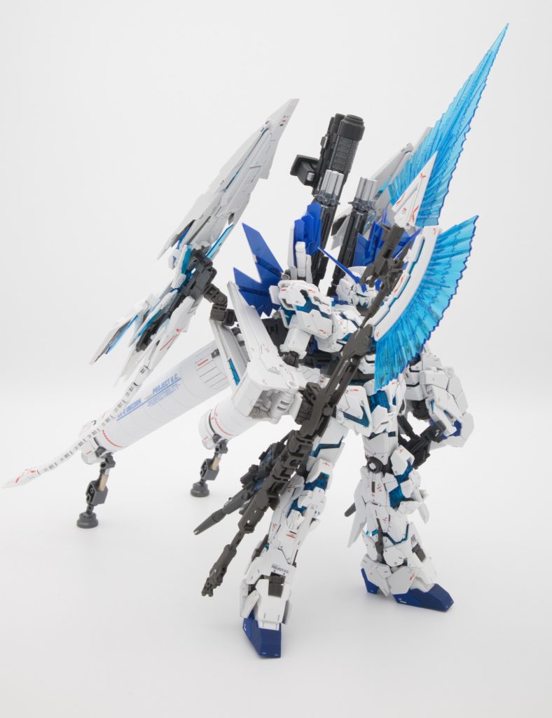 ユニコーンガンダム ペルフェクティビリティ・ディバイン–2枚目/制作者：HerGrayMetal