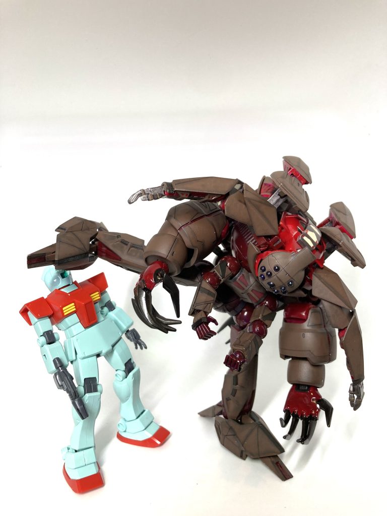 蹴りを入れるポーズ頭でっかちですが、足がちゃんと接地するようにいじってるので片足立ち出来ます。