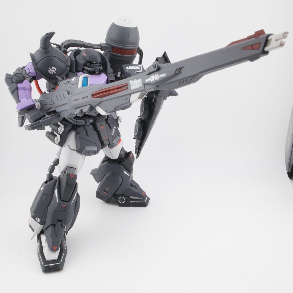 ガナーウィザード。長射程ビーム砲オルトロスが対艦ライフルっぽいからマッシュ機相当。