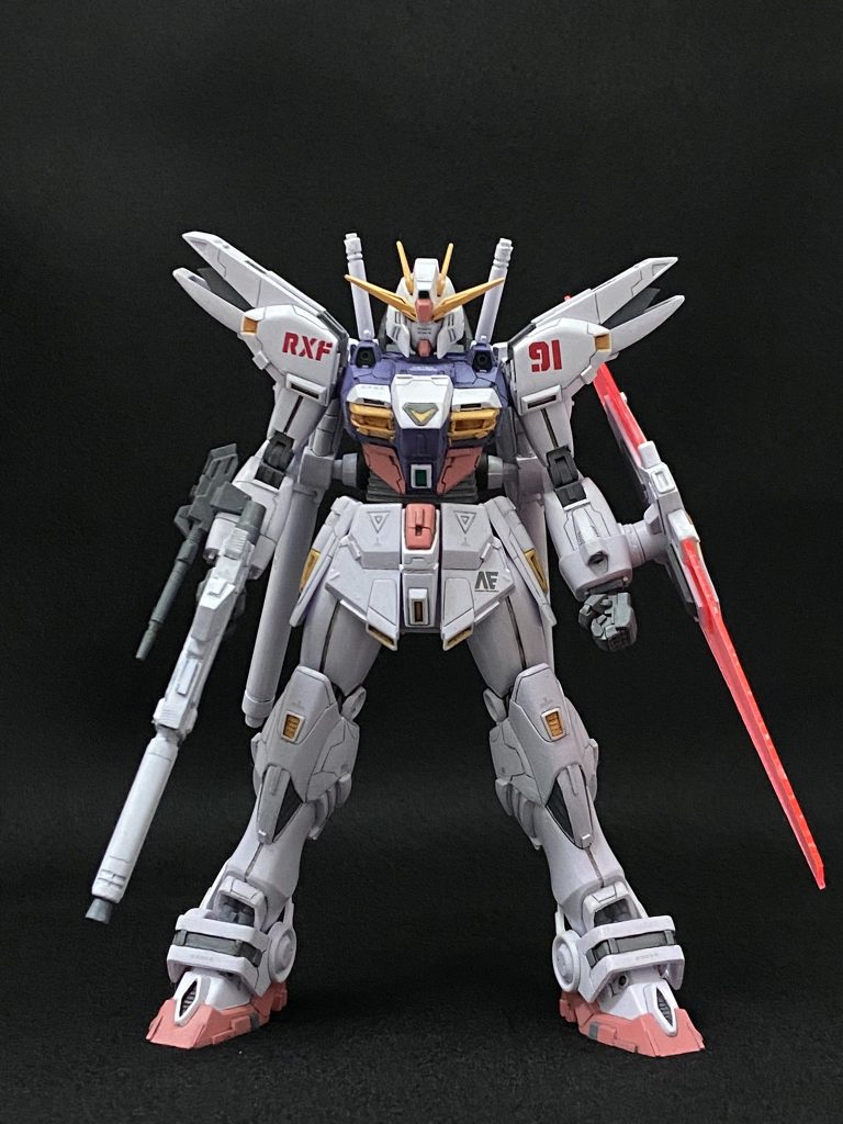 元のキットは他のシルエットフォーミュラシリーズ同様、各部位は設定画に忠実な形状をしています。本キットの改修は、この年代の現代風改修のコツを掴む第一歩になりました。ただ今になってみると、もう少し手を入れられたかな…と思う所もあり、いつかまた挑戦してみたいです。