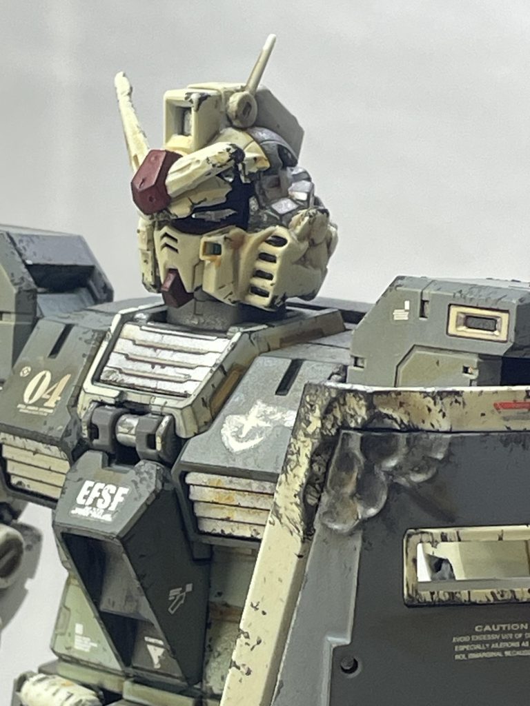 以前作ったHGフルアーマーガンダムのその後という意味でカラーリングは以前と同じです。