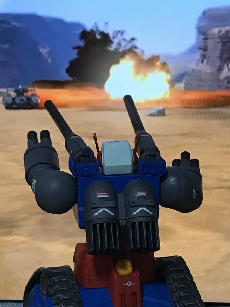 マゼラアタックと交戦!