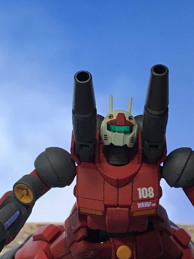 さすがリバイブ版。伏せの状態でキャノン発射体制が無理なく出来ます。