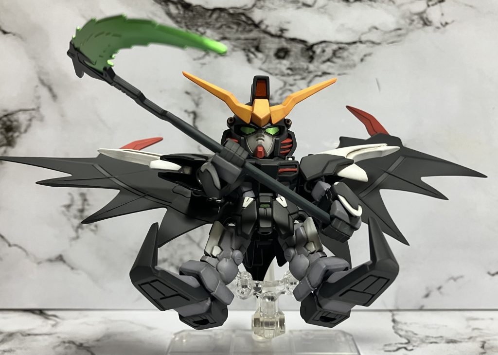 足の裏の肉抜きもプラ板の切った貼ったでそれっぽくしてあります