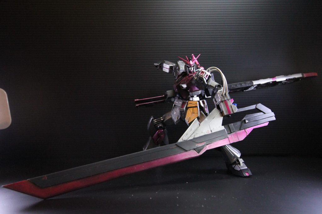 とにかく大きく作りすぎてポージングや撮影が大変でした