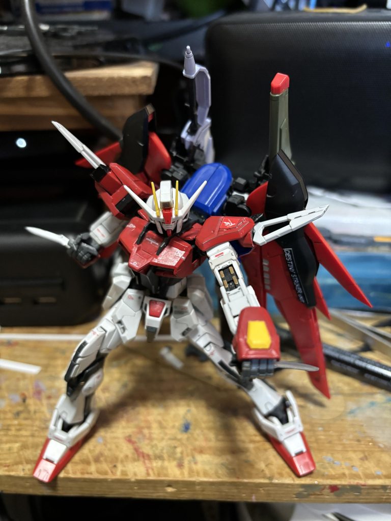 武装75mm対空自動バルカン砲塔システム イーゲルシュテルン対装甲コンバットナイフ・アーマーシュナイダー 57mm高エネルギービームライフル対ビームシールドMMI-714 アロンダイト ビームソードM2000GX 高エネルギー長射程ビーム砲RQM60F フラッシュエッジ2 ビームブーメランMMI-X340 パルマフィオキーナ掌部ビーム砲