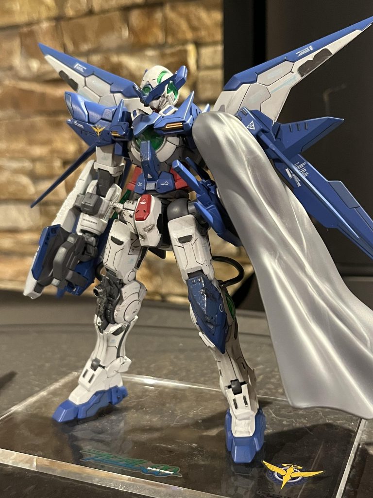 斜めから全体を見るとこんな感じです♪今回初めて、アクリル板で専用台座を制作してみました(*´꒳`*)思ったより似合ってて良かったです♪(๑ᴖ◡ᴖ๑)♪