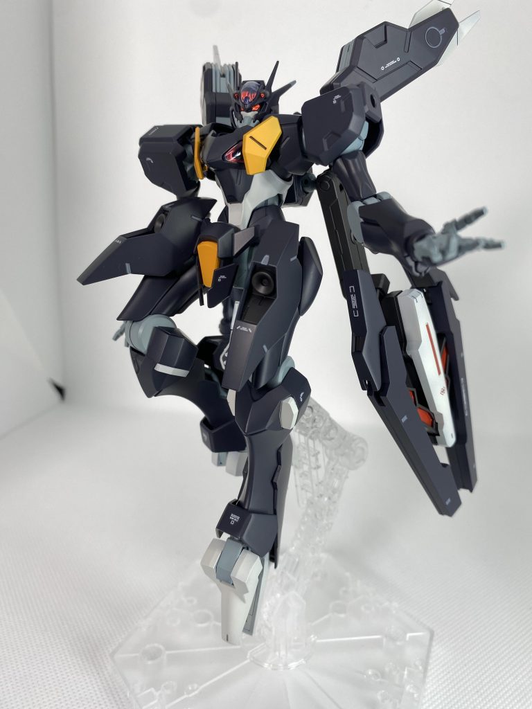 ガンダムファラクト–3枚目/制作者：mt.kuro