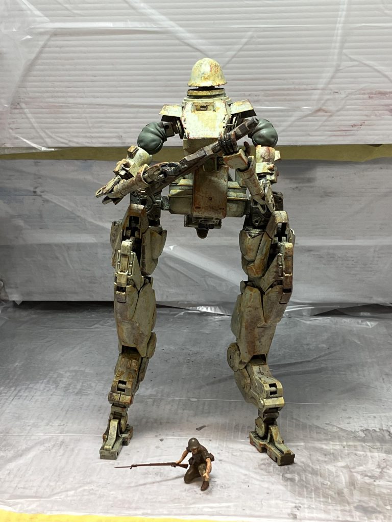 ブースが格納庫みたいで良い感じ。