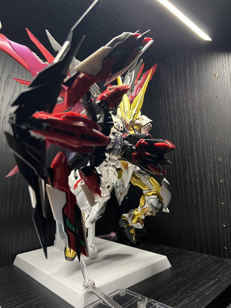 Astray gold ddraig(metal build)–3枚目/制作者：Hennessy626