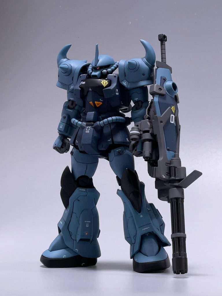 正面です。公式立ち絵を参考にスタイルを改修しました。ガトリングシールドの位置を少し上にずらしてるのがお気に入りです。