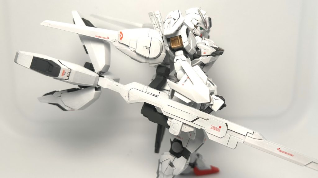 黄色パーツはゴールドに。