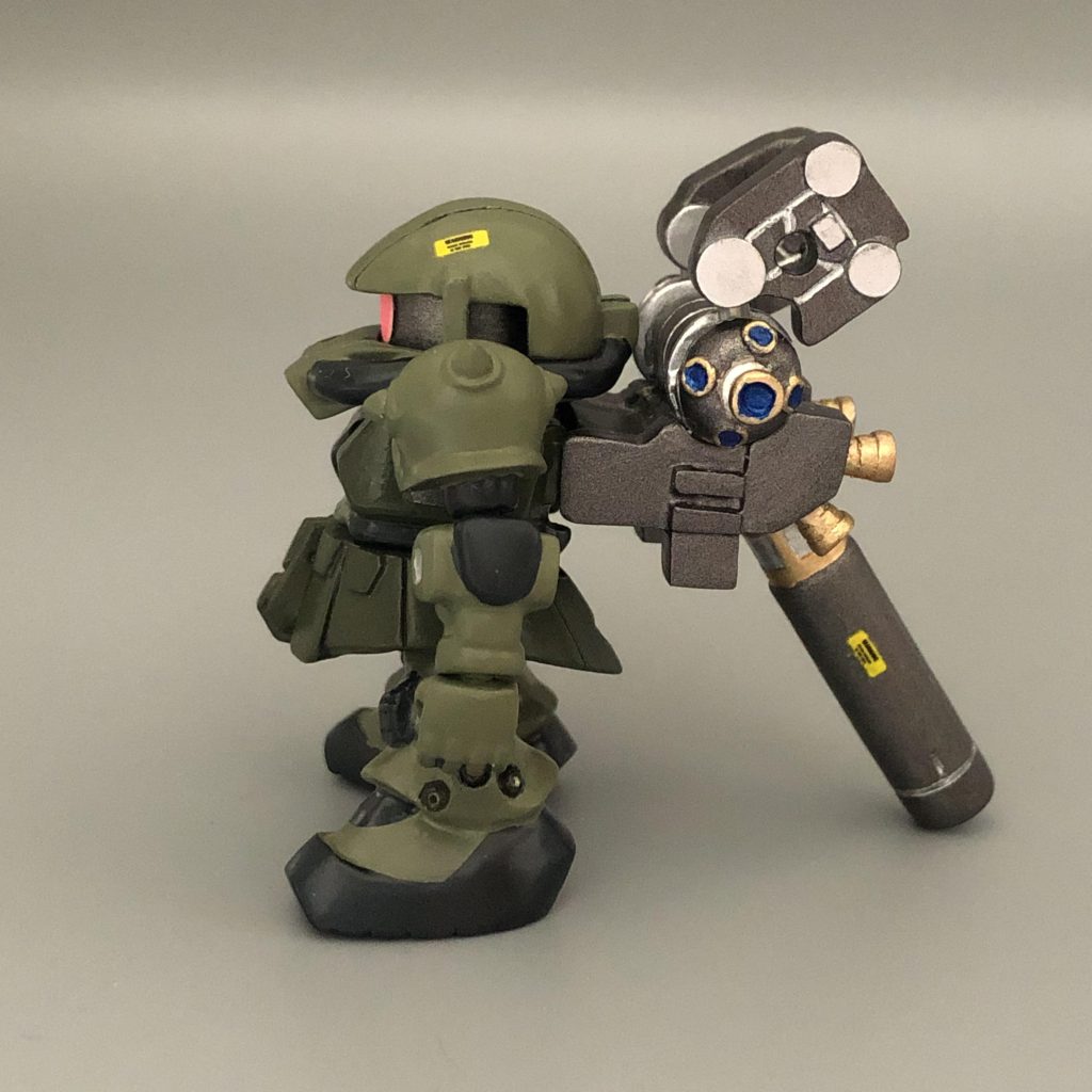 サンダーボルトの醍醐味である「大型ランドセル」です。もちろん、自立出来ません😂