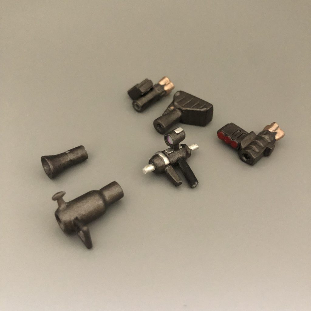 「バズーカ」です。MGの高機動ザクみたいにコンパチ使用に。これ、やって見たかったんです😆差し替えで何通りか再現できます。