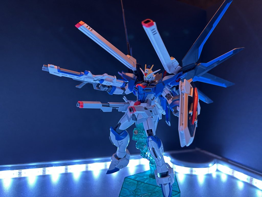 ライジングフリーダム–2枚目/制作者：ペーぺーモデラー