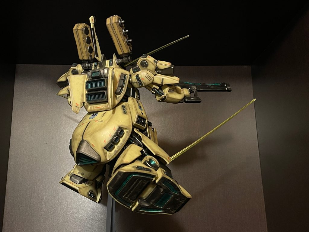 アクションベースをつけて、頑張ってポージング。