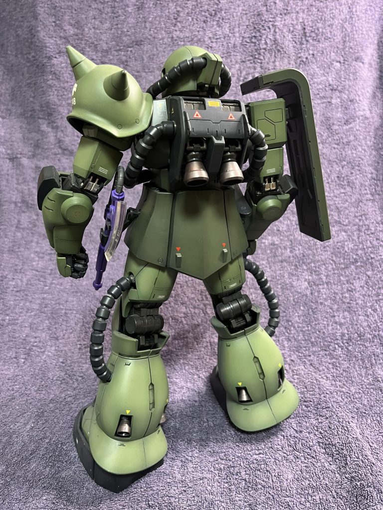 そして実はガレージの棚に飾ってたのですが、フロント側は陽に当たって色褪せしてました笑 塗り分けは0083イメージで。当時からスターダストメモリー大好きでした♪最後までありがとうございました。いいねやコメント頂けたら嬉しいです!