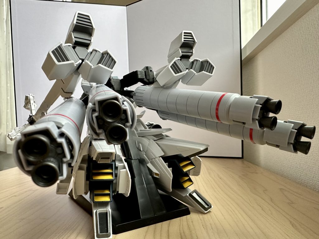 HG ナラティブガンダム–3枚目/制作者：@kanikama_jr