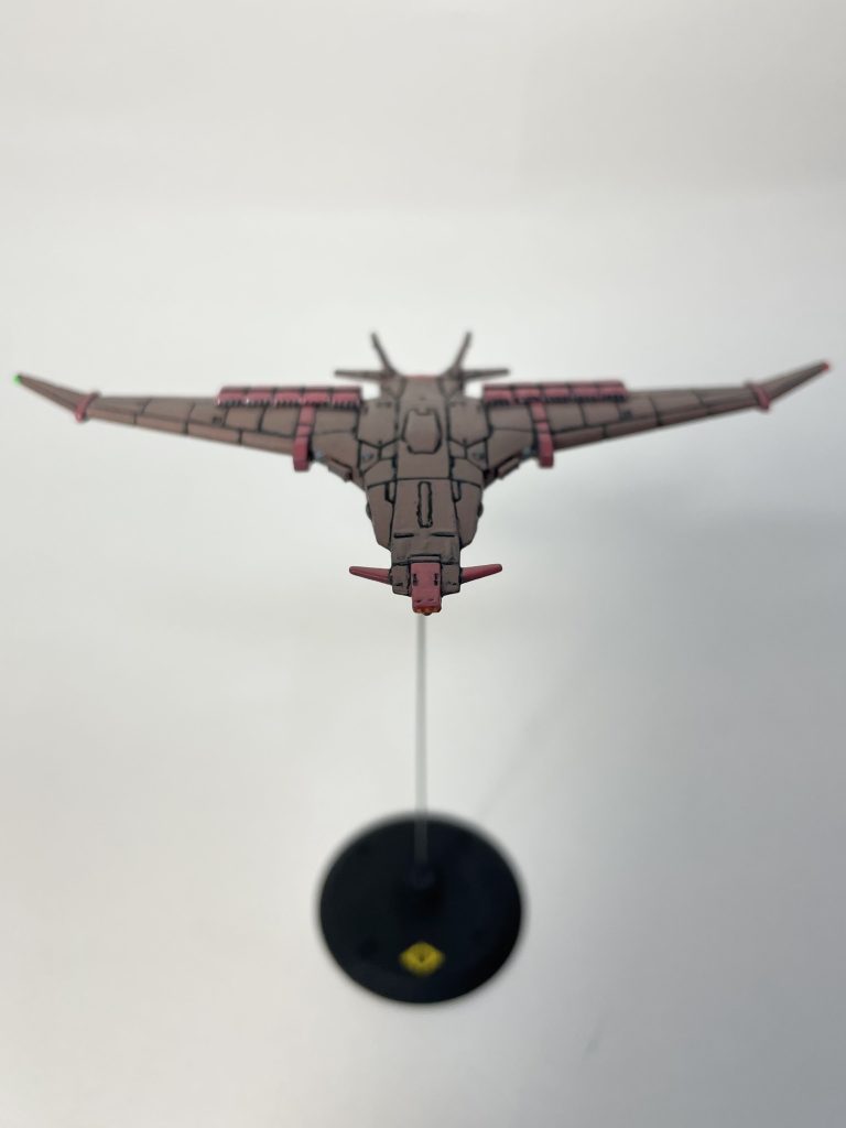 ガンダムシリーズに登場したMSや巨大戦艦などを組み立てモデルで商品化した「ガンダム名鑑ガム」の第二弾の食玩プラモデルだそうです。クリアカラーのものを組み立て、塗装しました。