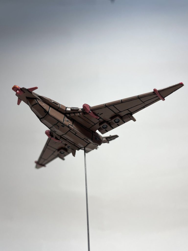 両翼の排気ダクトは余剰パーツをつかって追加しています。