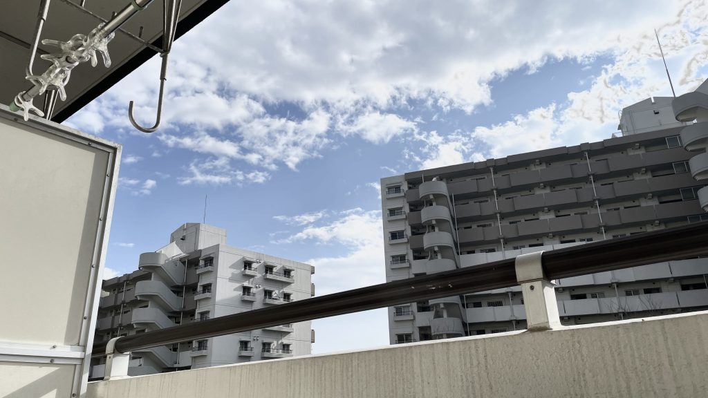 素材②ベランダ