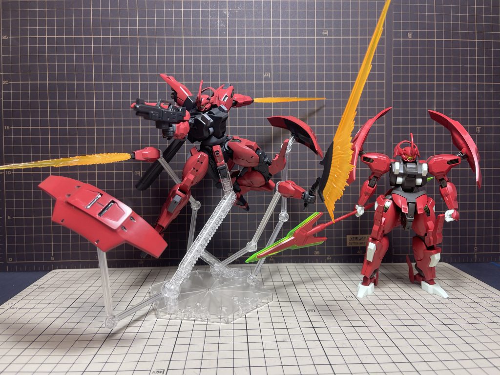 本体色は元の色より若干落ち着いたヘキサレッドを使用しビーム刃は派手なオレンジにリペイントしました。