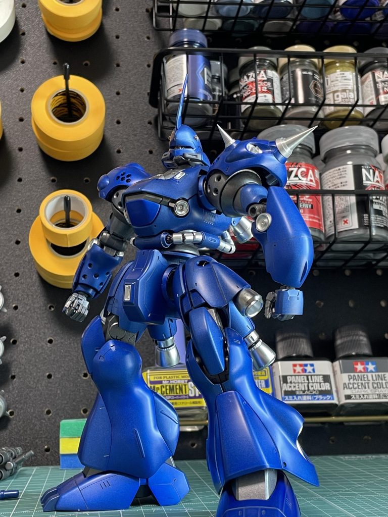 グフより怖い丘上見降ろしショット