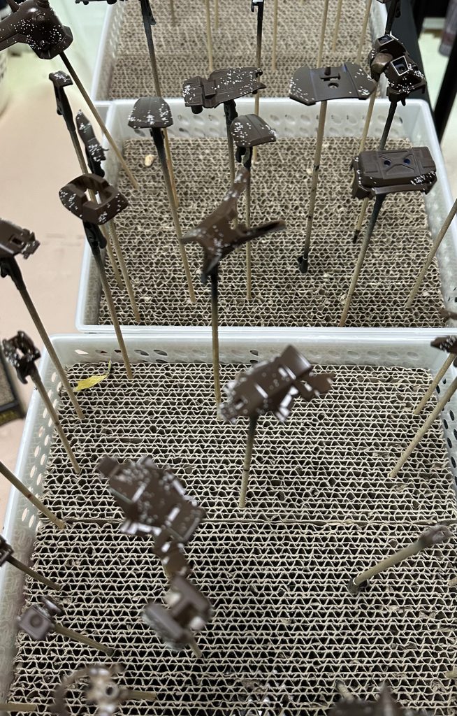 塩ケープ剥がし初挑戦。下地塗装の後に塩をふって