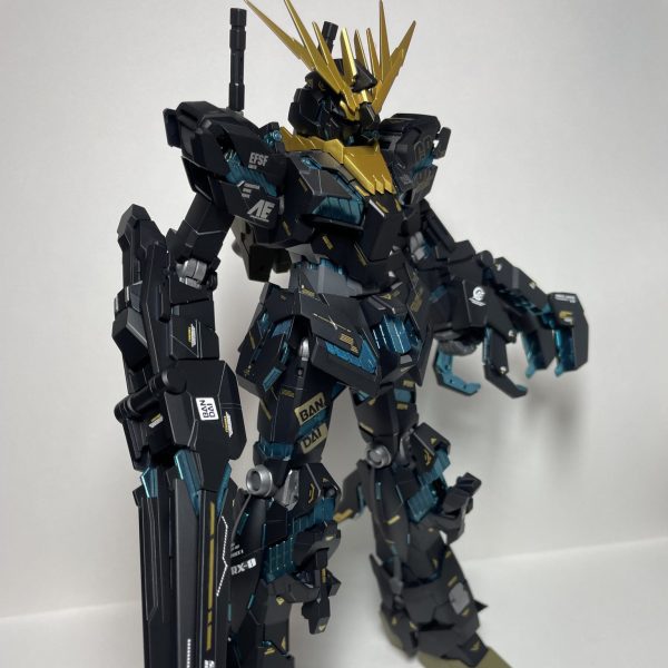 ユニコーンガンダム２号機　バンシィ