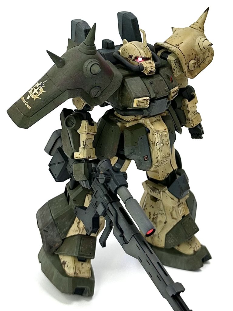 白背景で。塩ケープ剥がしでハード目なウェザリングに挑戦し、全体的に砂漠を意識して汚しました。