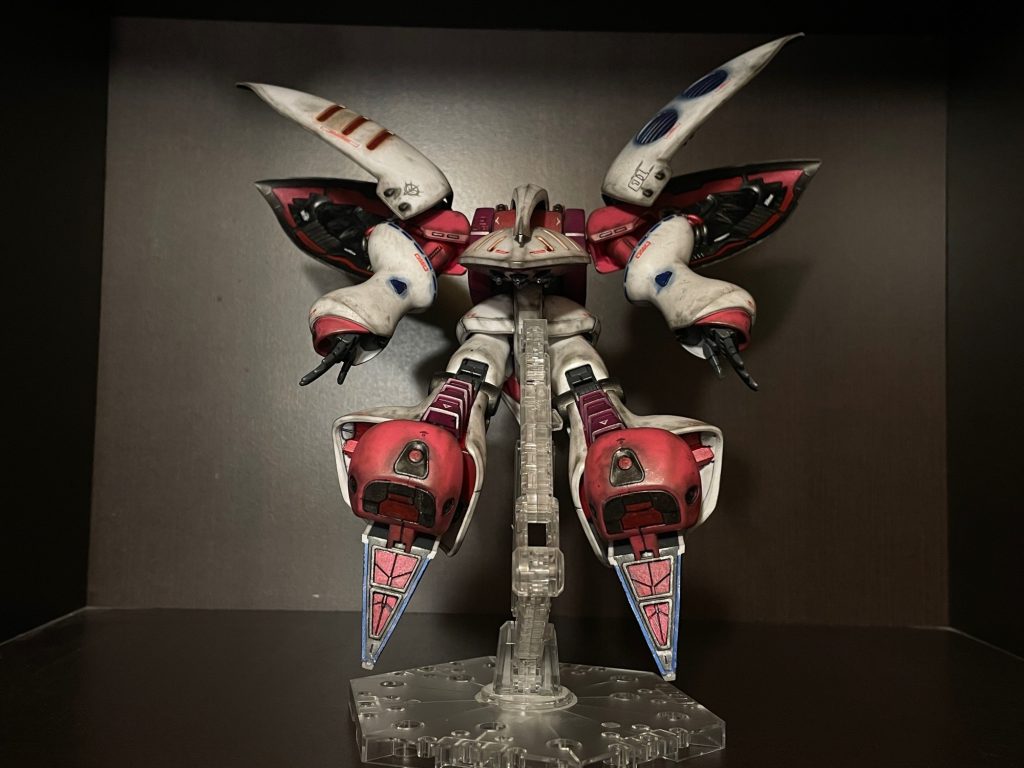 飛翔姿もエレガント。