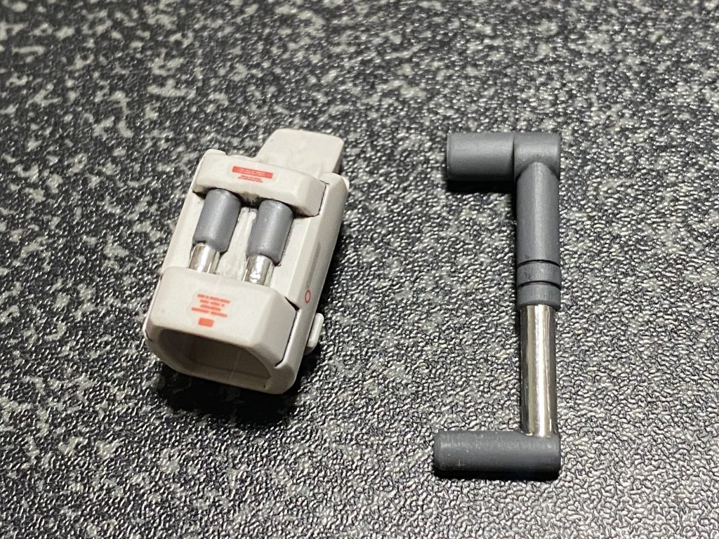 シリンダー部にはハセガワのフィニッシャーシートを使ってます。