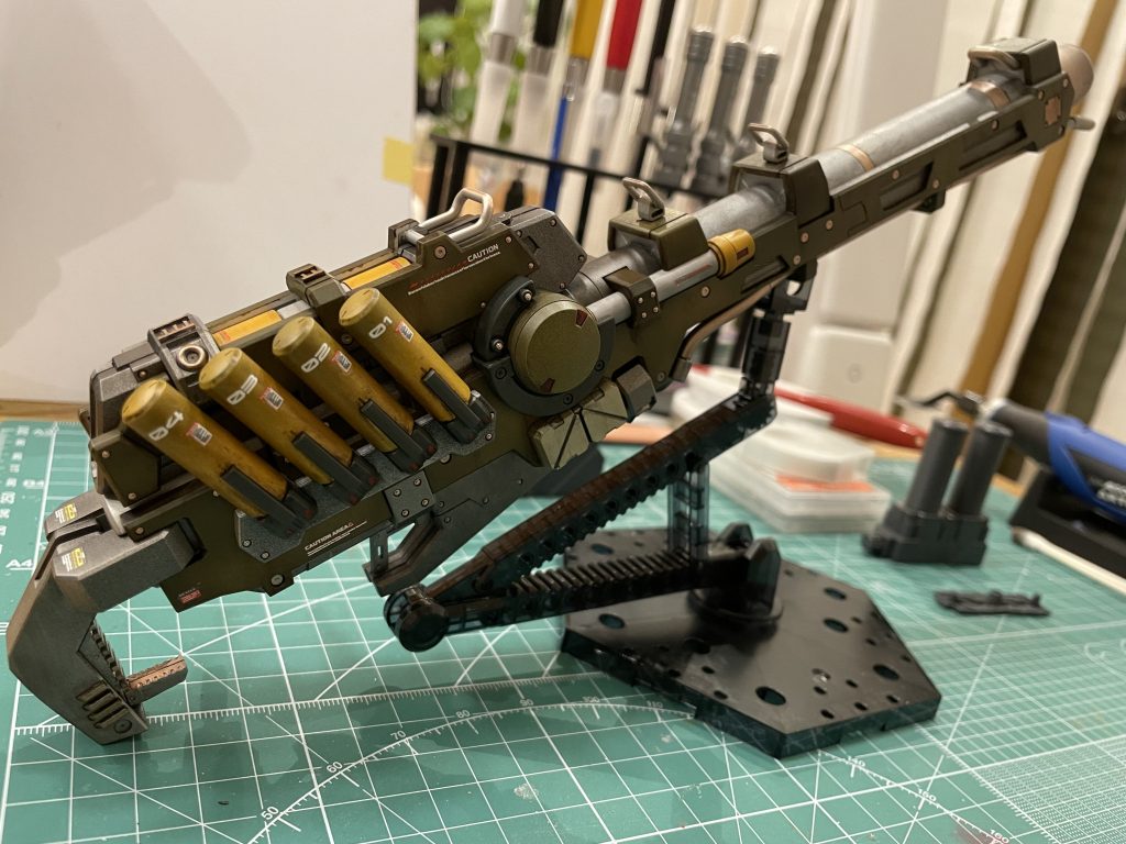 初めてなので先にウェザリングして色味確認後、デカール