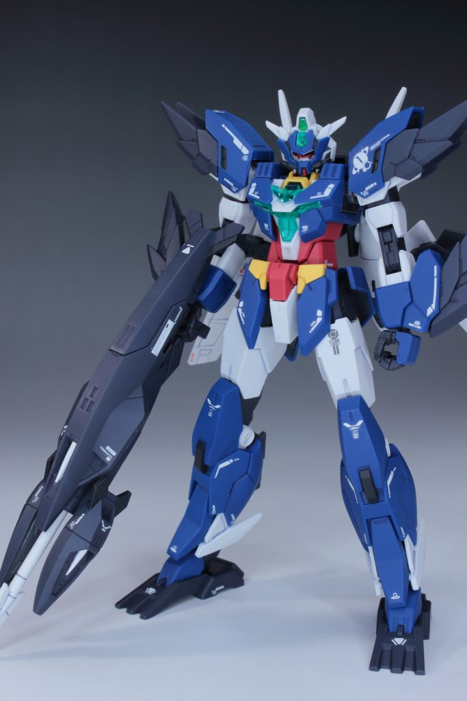 コアガンダムⅡと。アニメで見ることのできなかった形態も作れるのがガンプラの楽しいところだと思います。