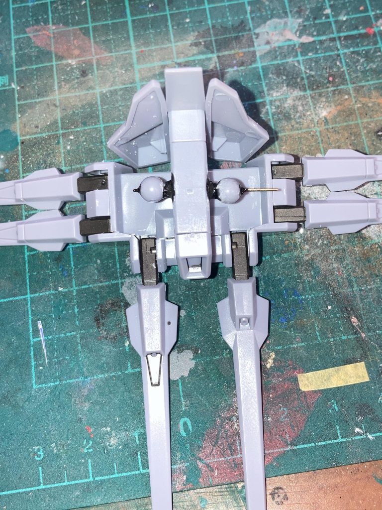 ボールジョイントを下に移動させて固定させたつもりになってた頃です💦