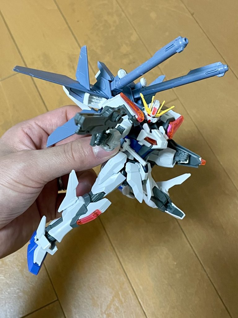 発端はビルドストライクEGの素組みにIWSPを装着してみた瞬間の感動から!!この画像を撮影したのが23/11/30・・・。私としてはかなり短時間で作製できたのは、さすがEG(エントリーグレード)ということではないかと!!