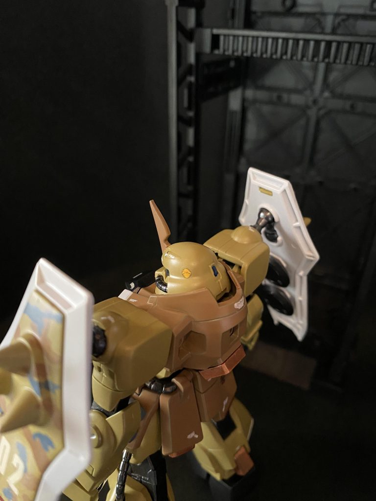 側頭部には、ハロデカールで愛嬌を演出。ディアッカって、戦隊モノで言えば黄レンジャー担当でしょうか❓笑