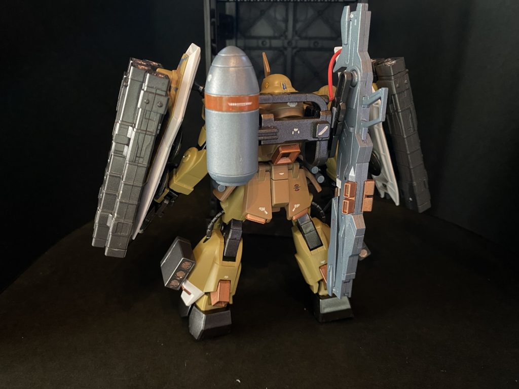 ザクファントムって設定上は3種類どのウィザードにも換装出来るハズなんですが、劇中だとほとんどブレイズかスラッシュしか出てきませんでしたよね?