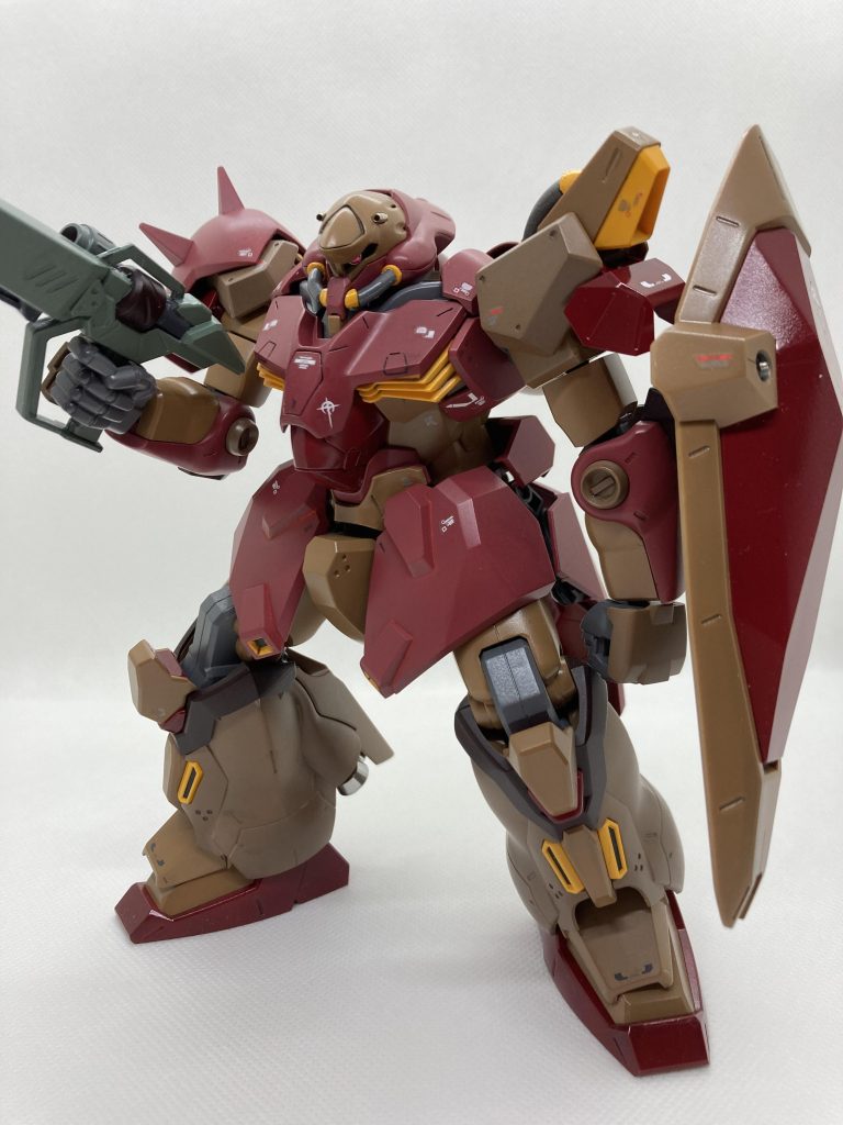 ベージュみたいな色が明るすぎる感じだったので、調色して色変え。あずき色の部分はグロスとマットにしました。