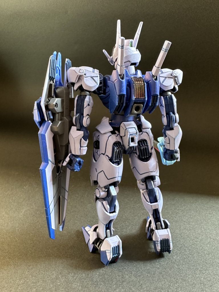 今年も１週目は水星の魔女、２週目はＳＥＥＤ、３週目はＡＧＥ、４週目に鉄血のオルフェンズのプラモデルを作っていこうと思います。１月は主人公機のアナザーカラーにチャレンジするつもりです。