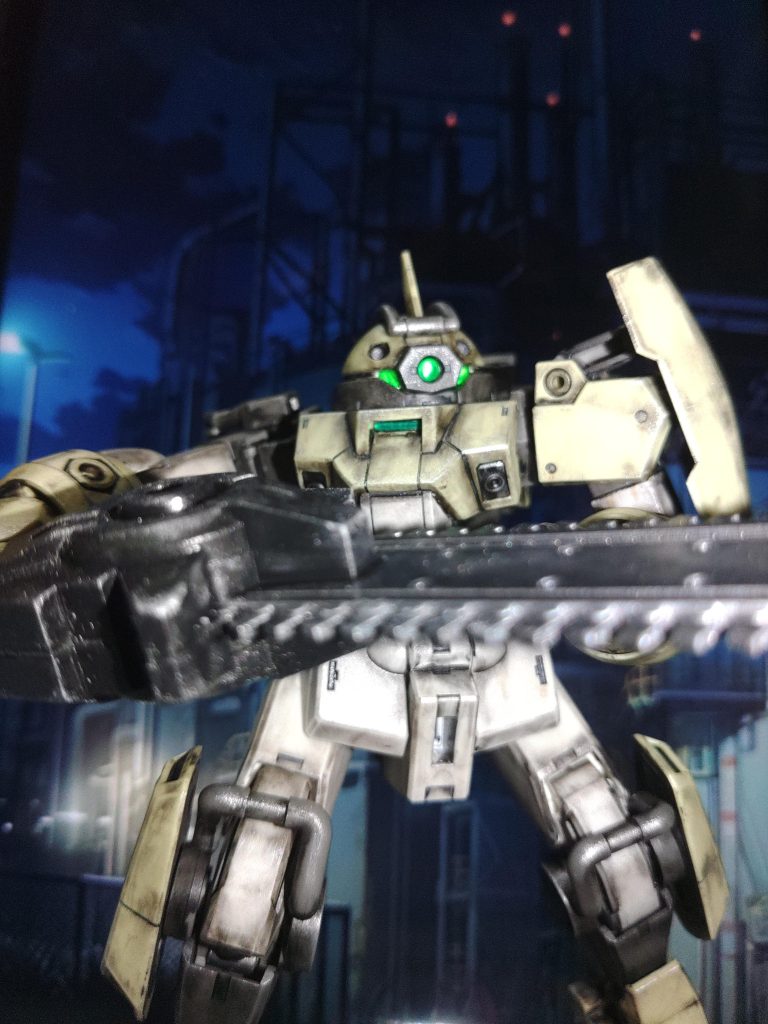 真ん中のカメラじゃなく左右のカメラを目として見るとコイツイケメンなんよな